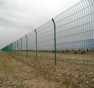 昭平县公路两侧安防升级 护栏网安装施工要点与邯郸丝网制品优势解析